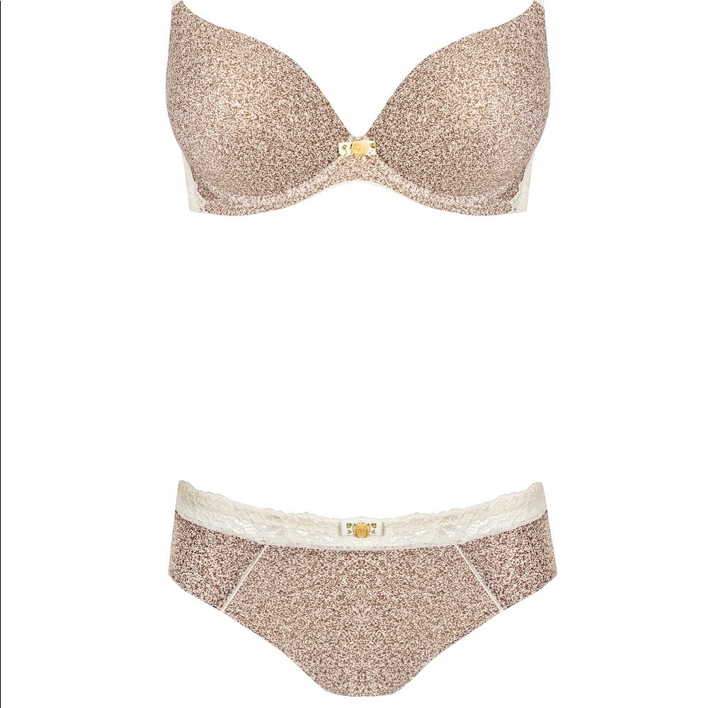 Lingerie set 34B and panty S size